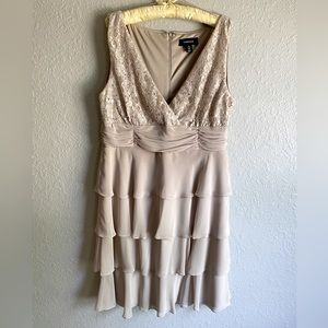 R&M Richards Formal Ruffle Tired Empire Sleeveless Dress size 18